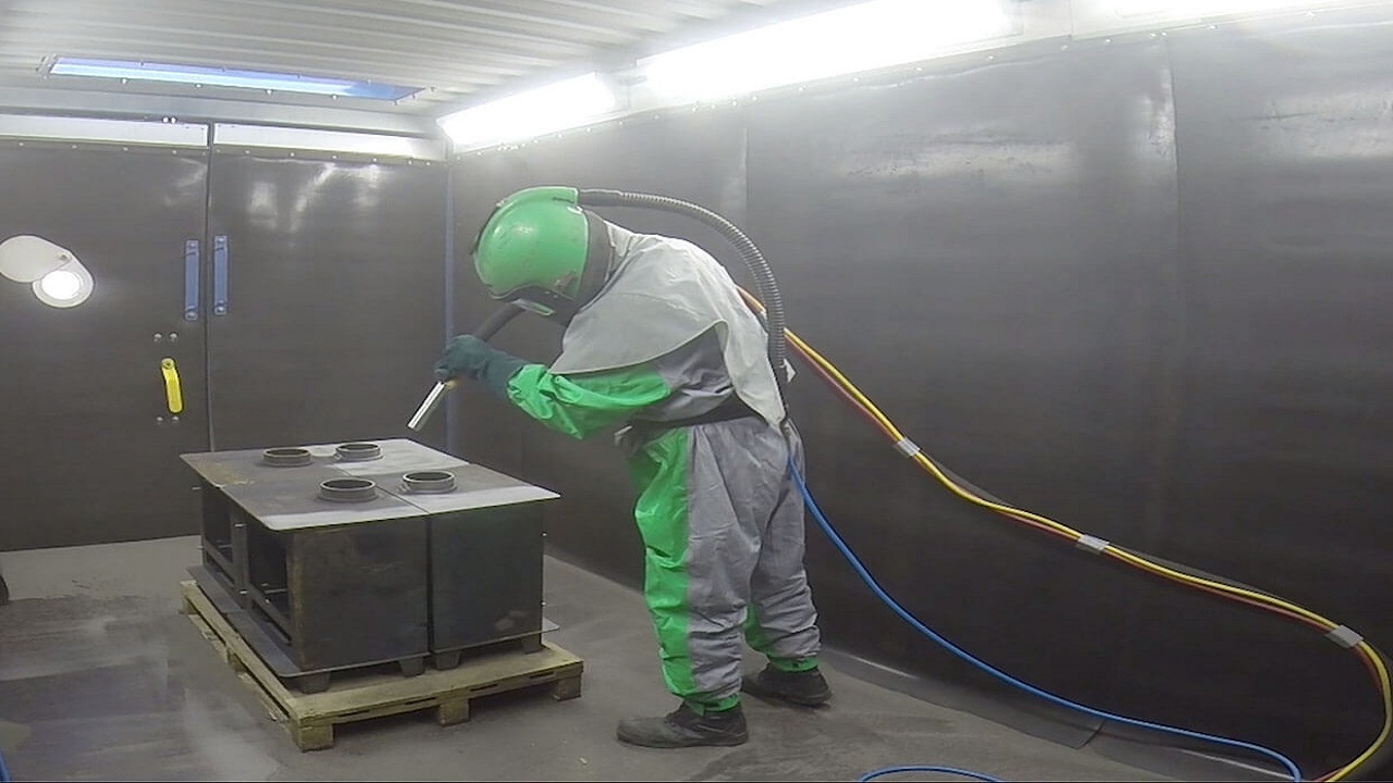 Everything You Need to Know About Sand Blasting Booth